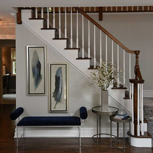 Stylish Entrance Makes Great First Impression